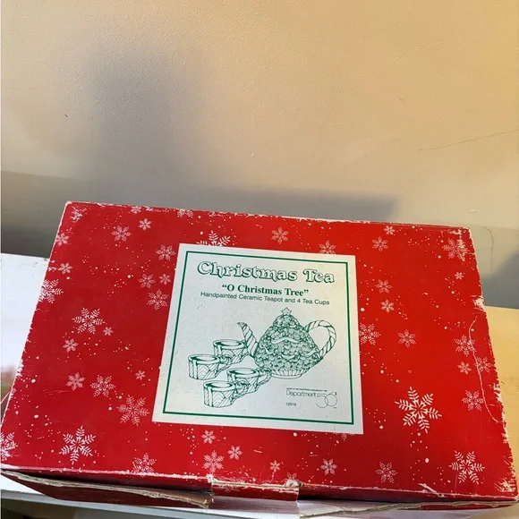 Vintage Retired Department 56 Christmas Tea "O Christmas Tree" Tea Set - Picture 16 of 16
